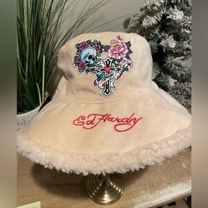 Ed Hardy Cream Sherpa Bucket Hat. Skull,cross,rose. Embroidered. NWT